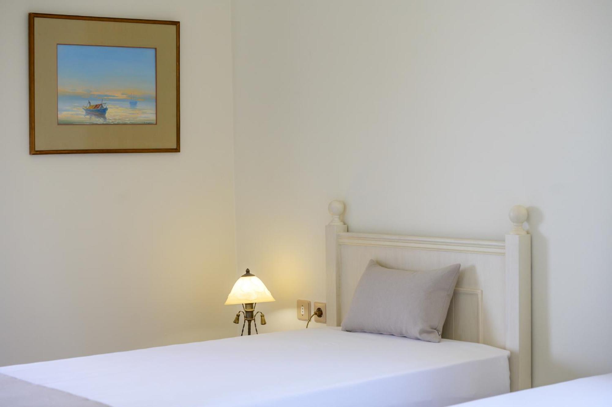 Villa Araucaria - Private Pool, Jacuzzi, Sea View Rethymno  Exterior photo