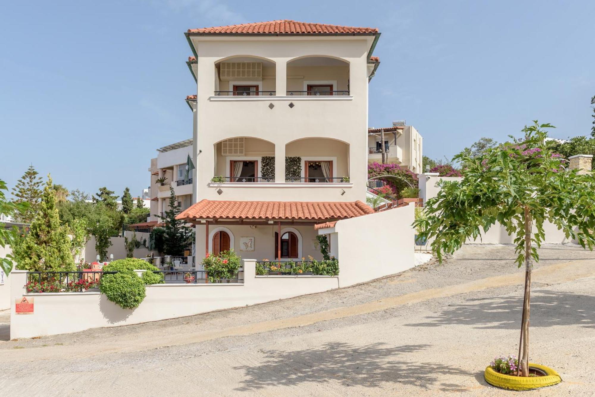 Villa Araucaria - Private Pool, Jacuzzi, Sea View Rethymno  Exterior photo