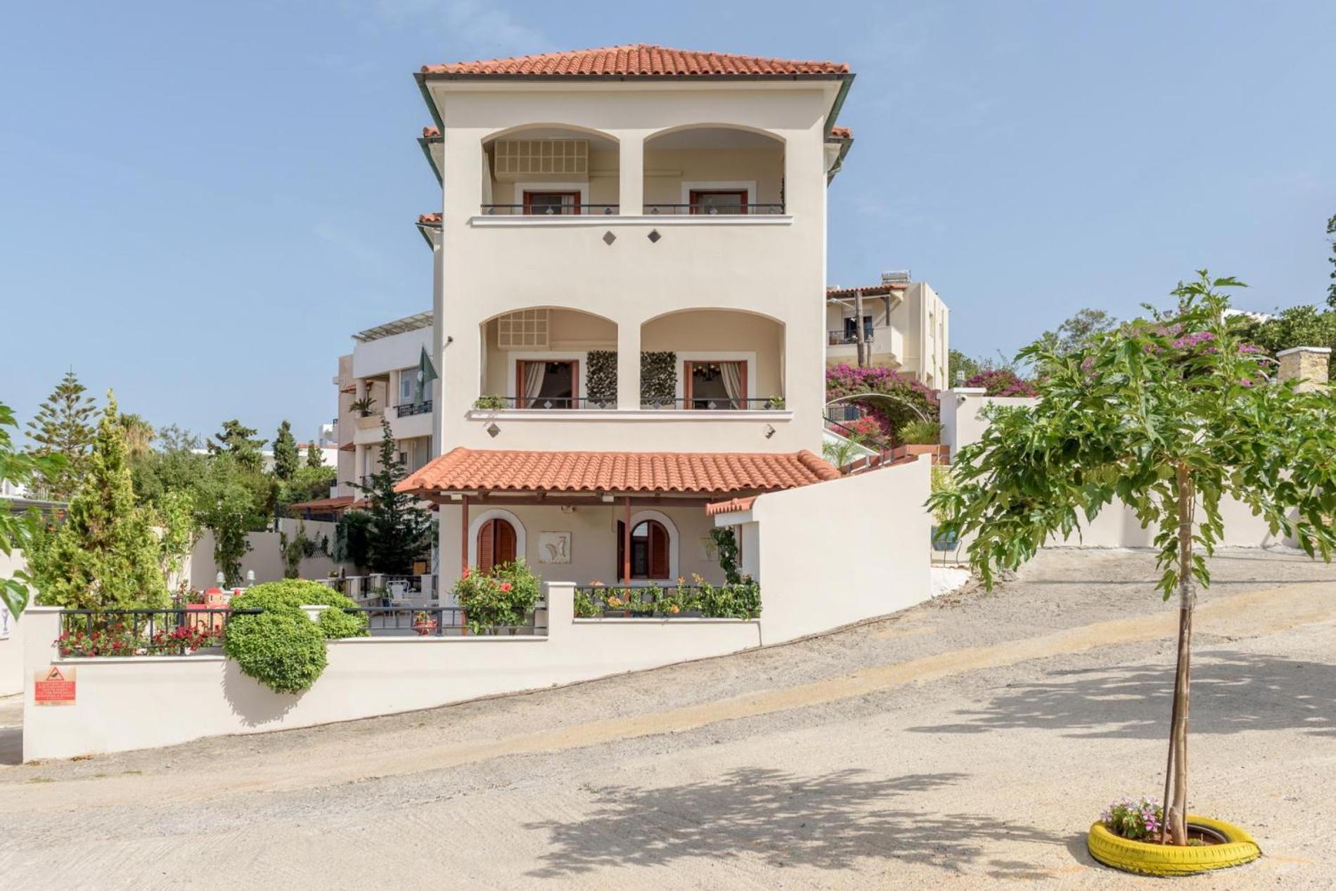 Villa Araucaria - Private Pool, Jacuzzi, Sea View Rethymno  Exterior photo